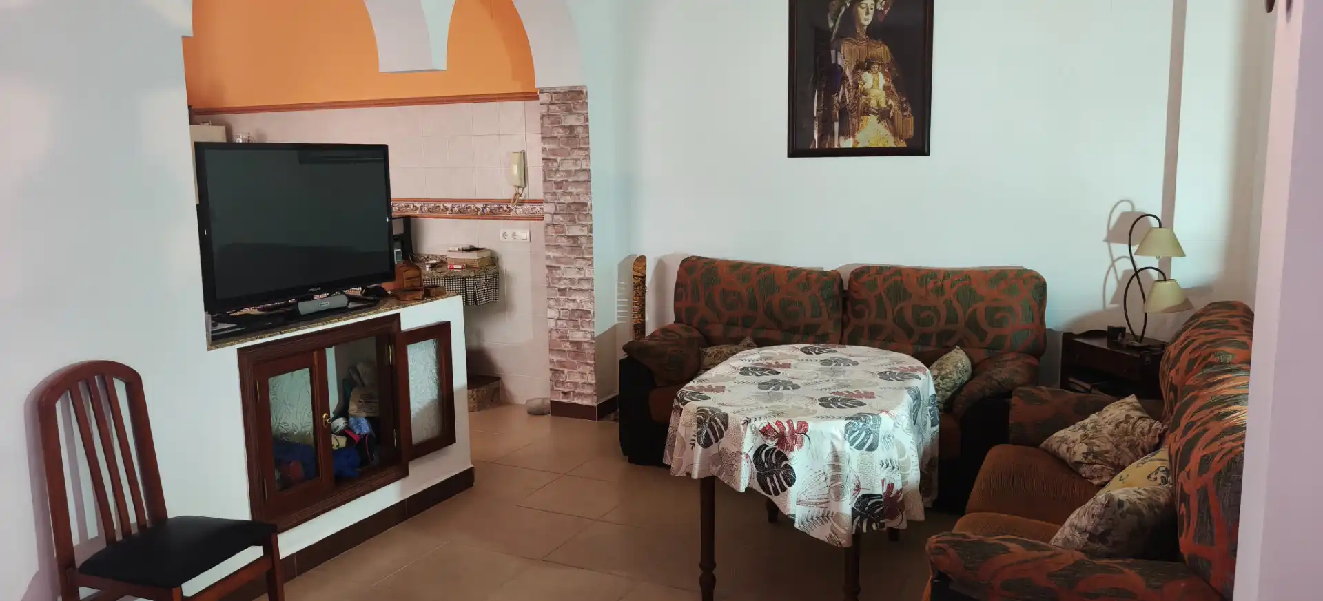 Sala d'estar de Casa o xalet en venda en Bollullos Par del Condado amb Traster i Balcó
