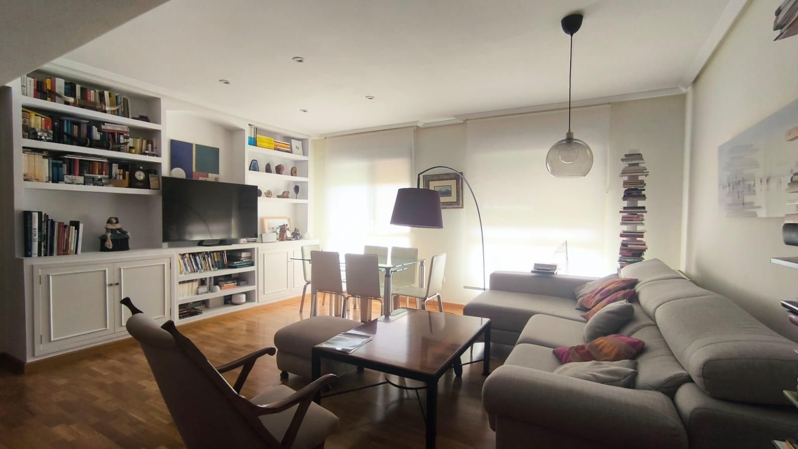 Living room of Flat for sale in  Murcia Capital  with Air Conditioner, Heating and Parquet flooring
