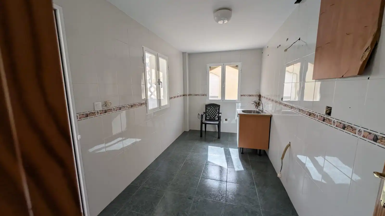 Kitchen of Flat for sale in Alcaudete