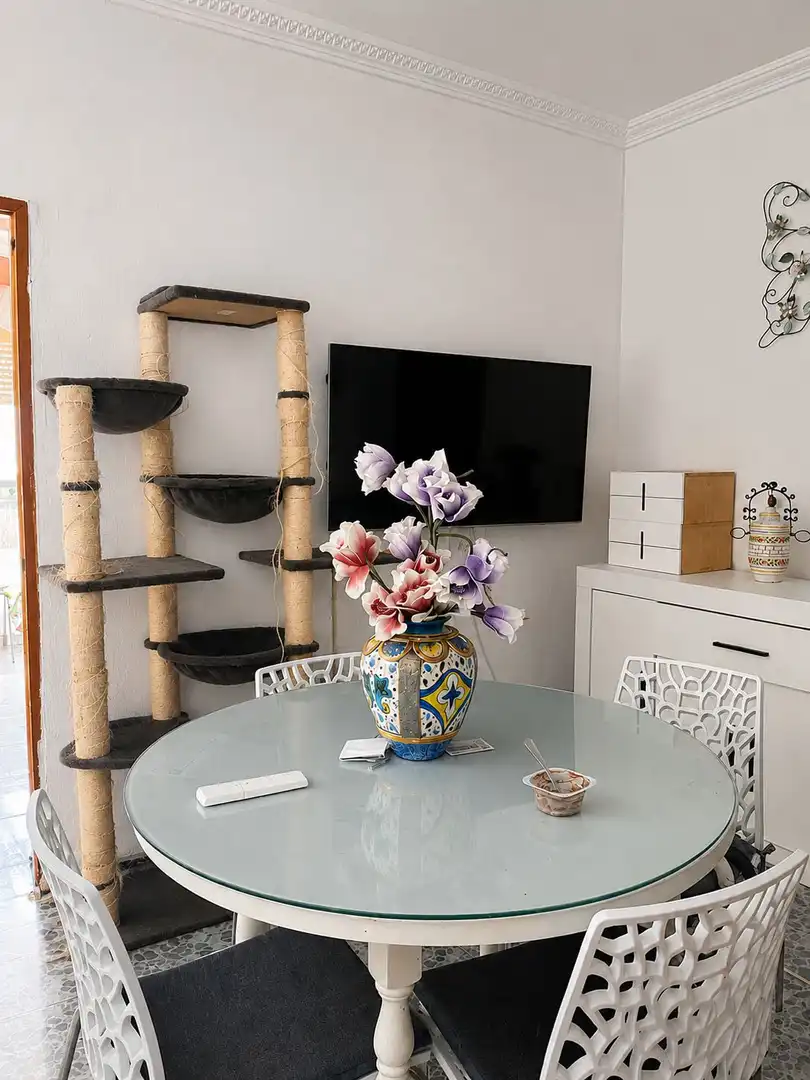 Sala d'estar de Casa o xalet en venda en Alcalá de Guadaira