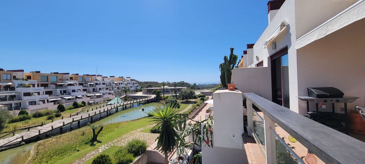 Exterior view of Attic for sale in Benahavís  with Air Conditioner, Private garden and Terrace