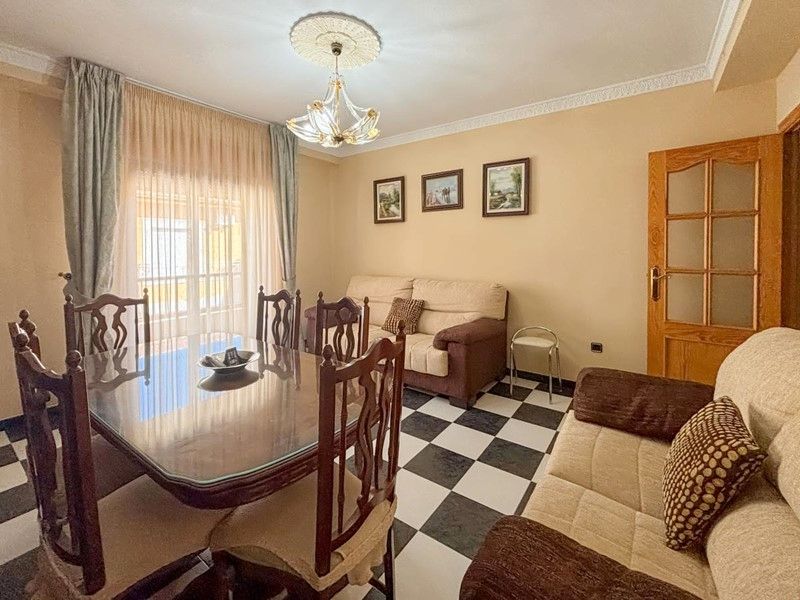 Menjador de Casa adosada en venda en Atarfe