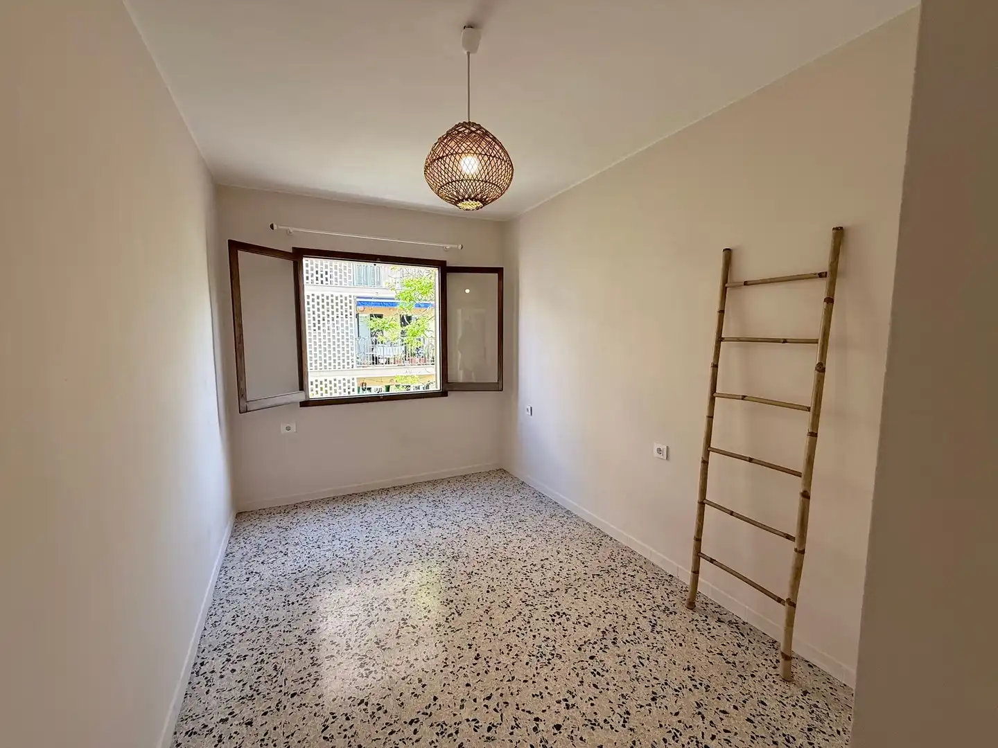 Apartments for rent in Santa Catalina