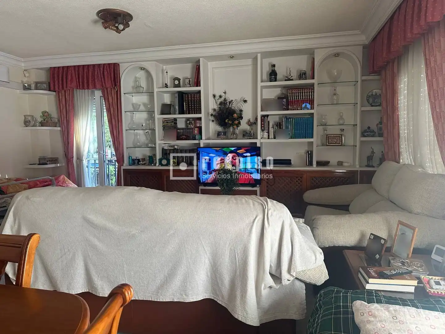 Sala d'estar de Casa o xalet en venda en Azuqueca de Henares amb Aire condicionat, Calefacció i Jardí privat