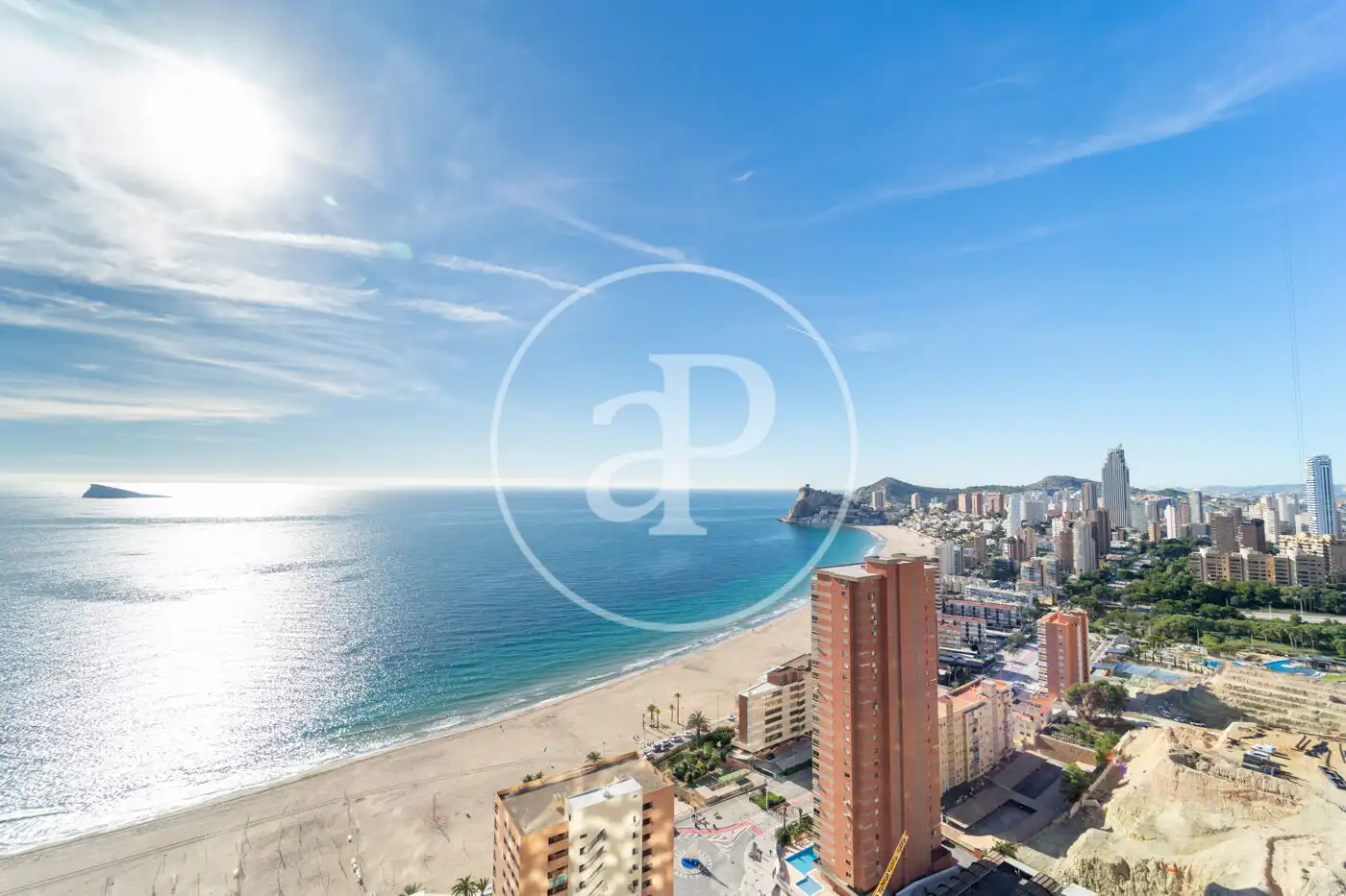 Vista exterior de Piso en venta en Benidorm con Aire acondicionado, Calefacción y Jardín privado