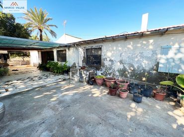 Casa rústica con jardín en venta en La Marina