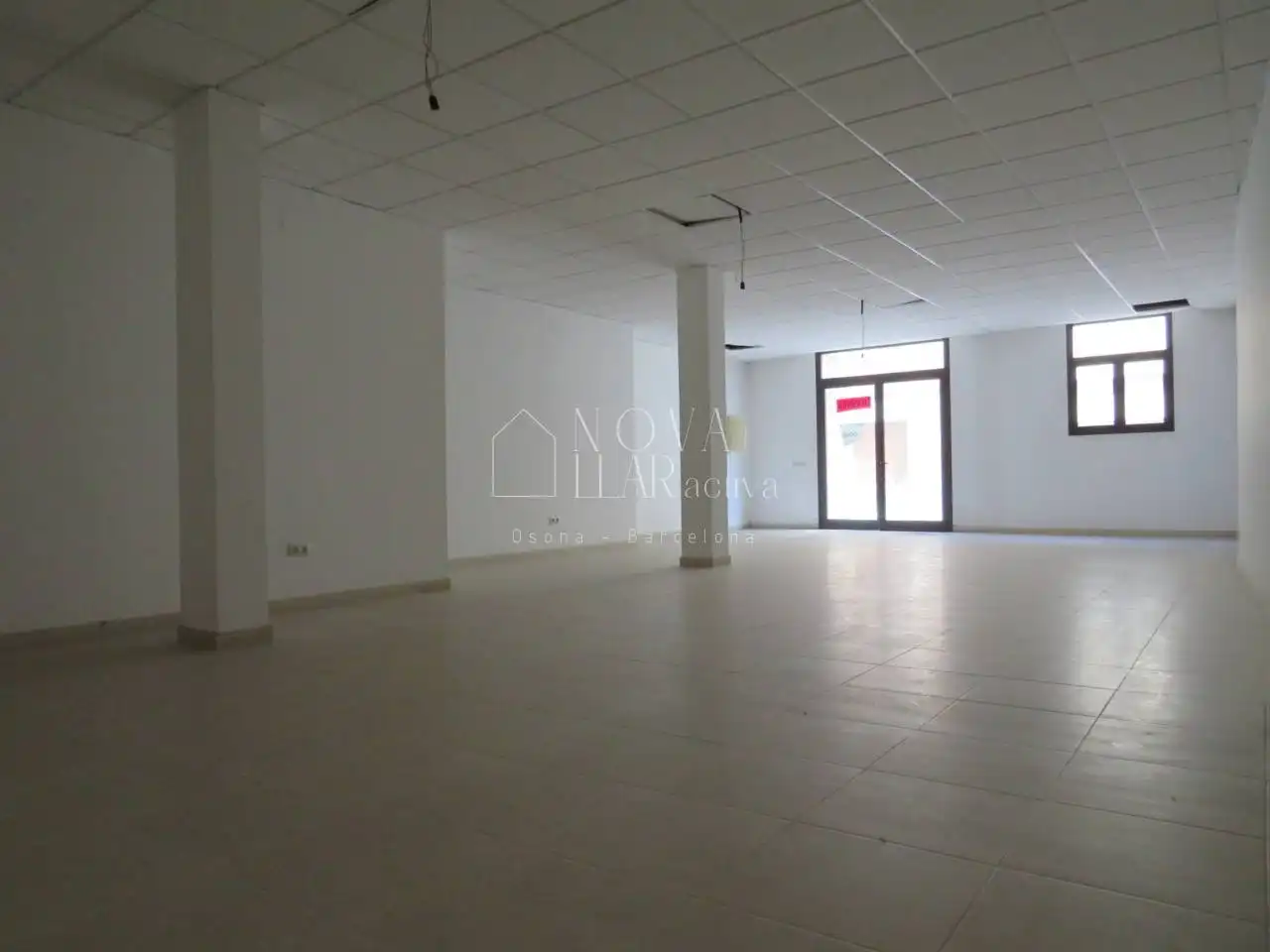 Local comercial en alquiler en Calle Jesus, imagen 4