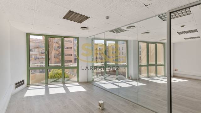 Oficina en Alquiler en N/A en Dreta de l'Eixample