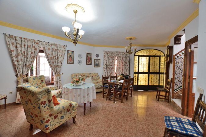 Casa adosada en venda en Ronda amb Terrassa, Traster i Balcó