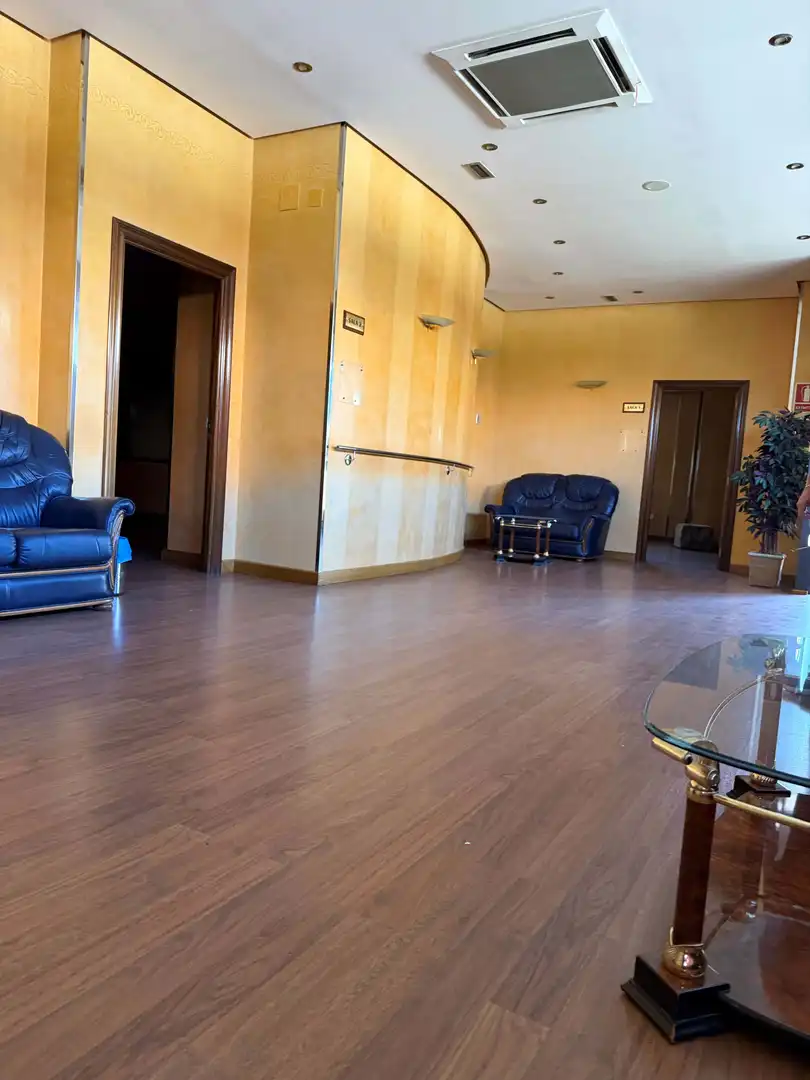 Buildings for sale in Medina del Campo