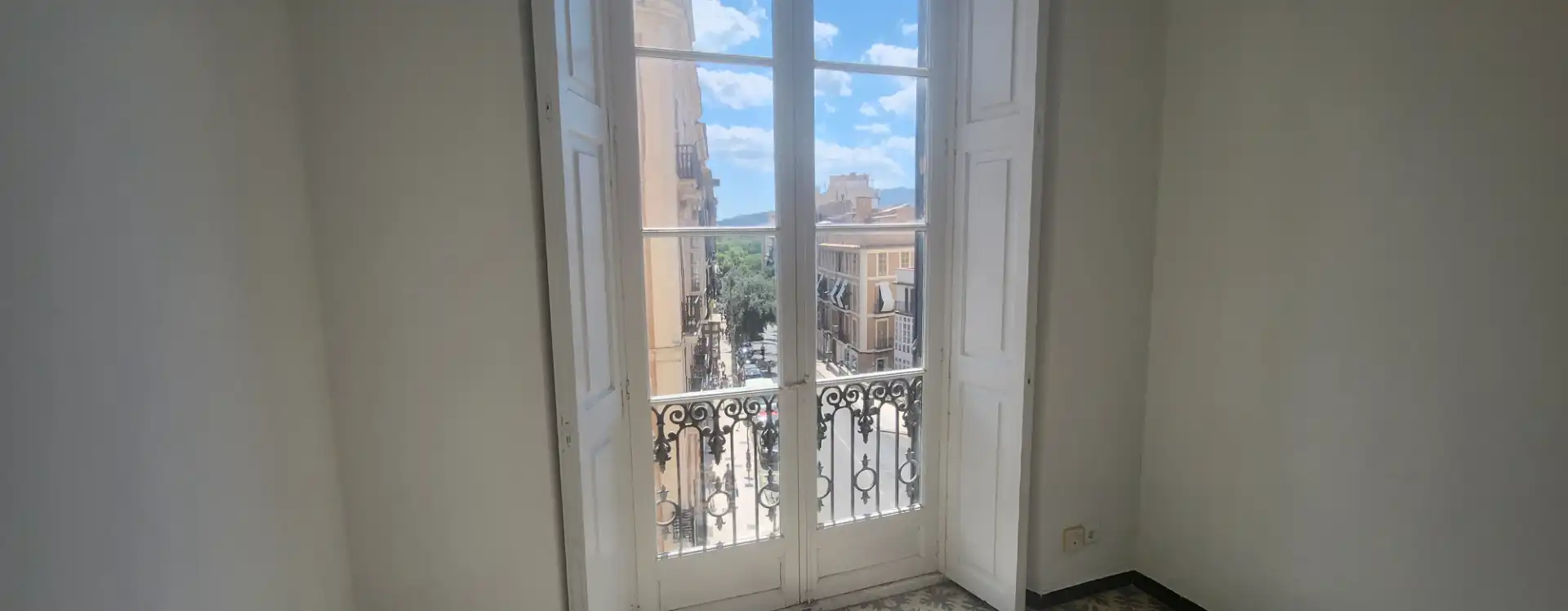 Balcony of Flat for rent in  Palma de Mallorca  with Air Conditioner, Heating and Balcony