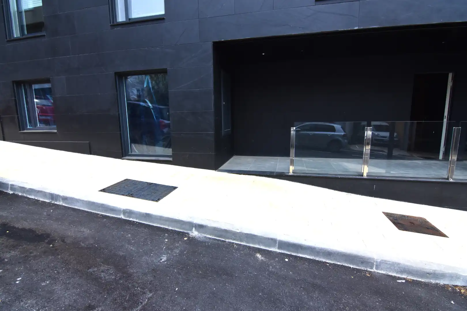 Parking of Commercial properties for sale in Oleiros