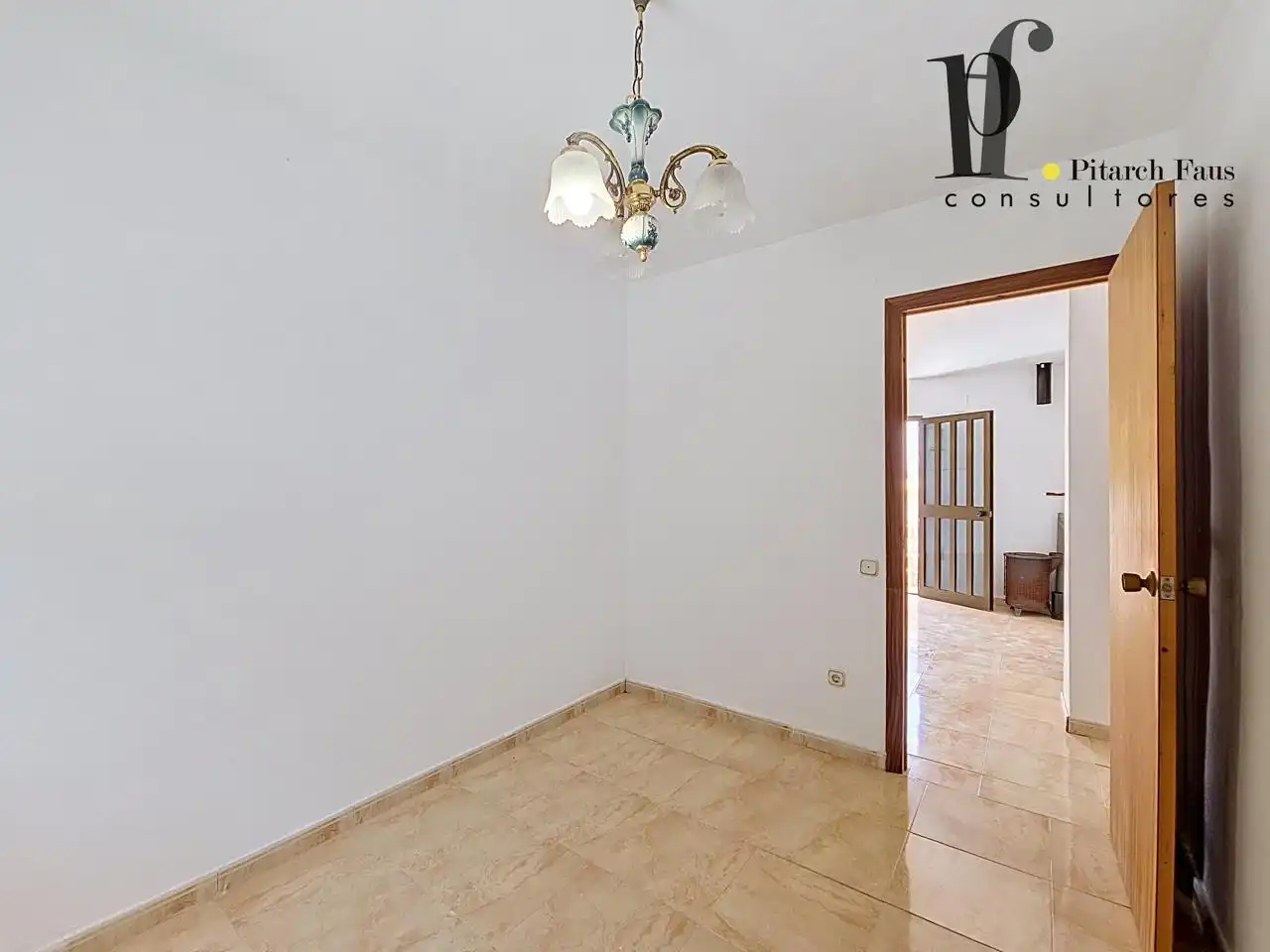 Houses for sale in La Pobla de Vallbona