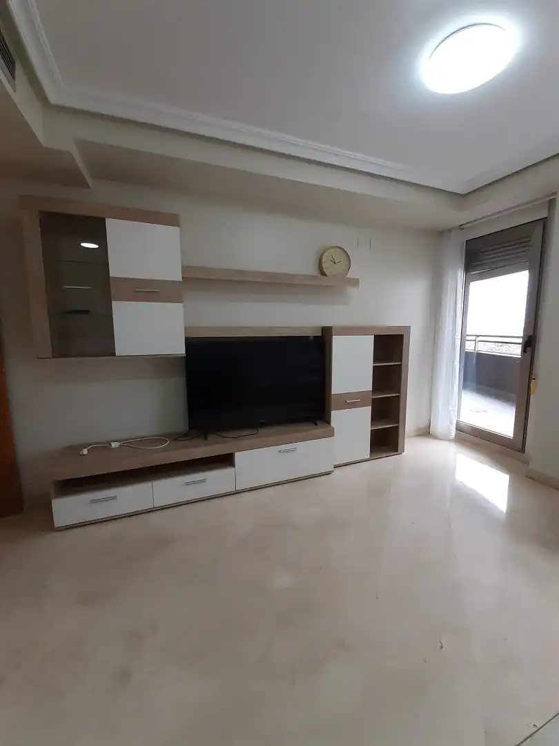 Sala d'estar de Apartament de lloguer en Valencia amb Aire condicionat, Calefacció i Terrassa