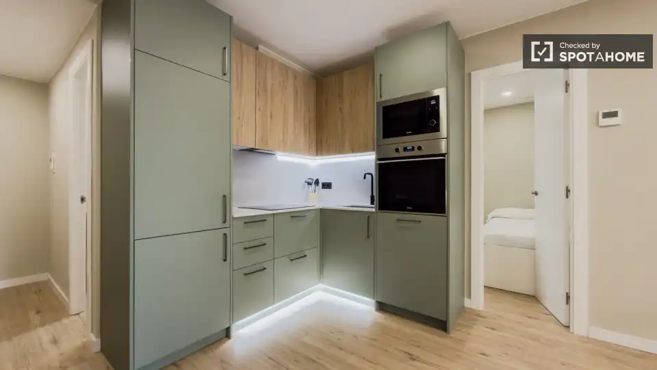 Cocina de Piso de alquiler en Barcelona con Aire acondicionado, Calefacción y Amueblado