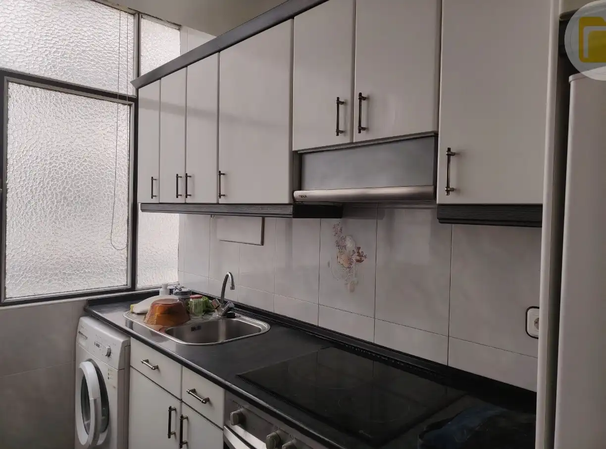 Cocina de Piso de alquiler en Zaragoza con Calefacción y Amueblado