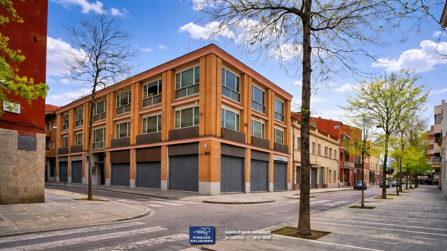 Vista exterior de Edificio en venta en Granollers