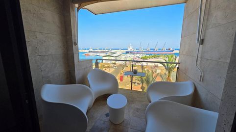 Piso de 3 dormitorios con vistas al mar en pleno Malecón de Garrucha