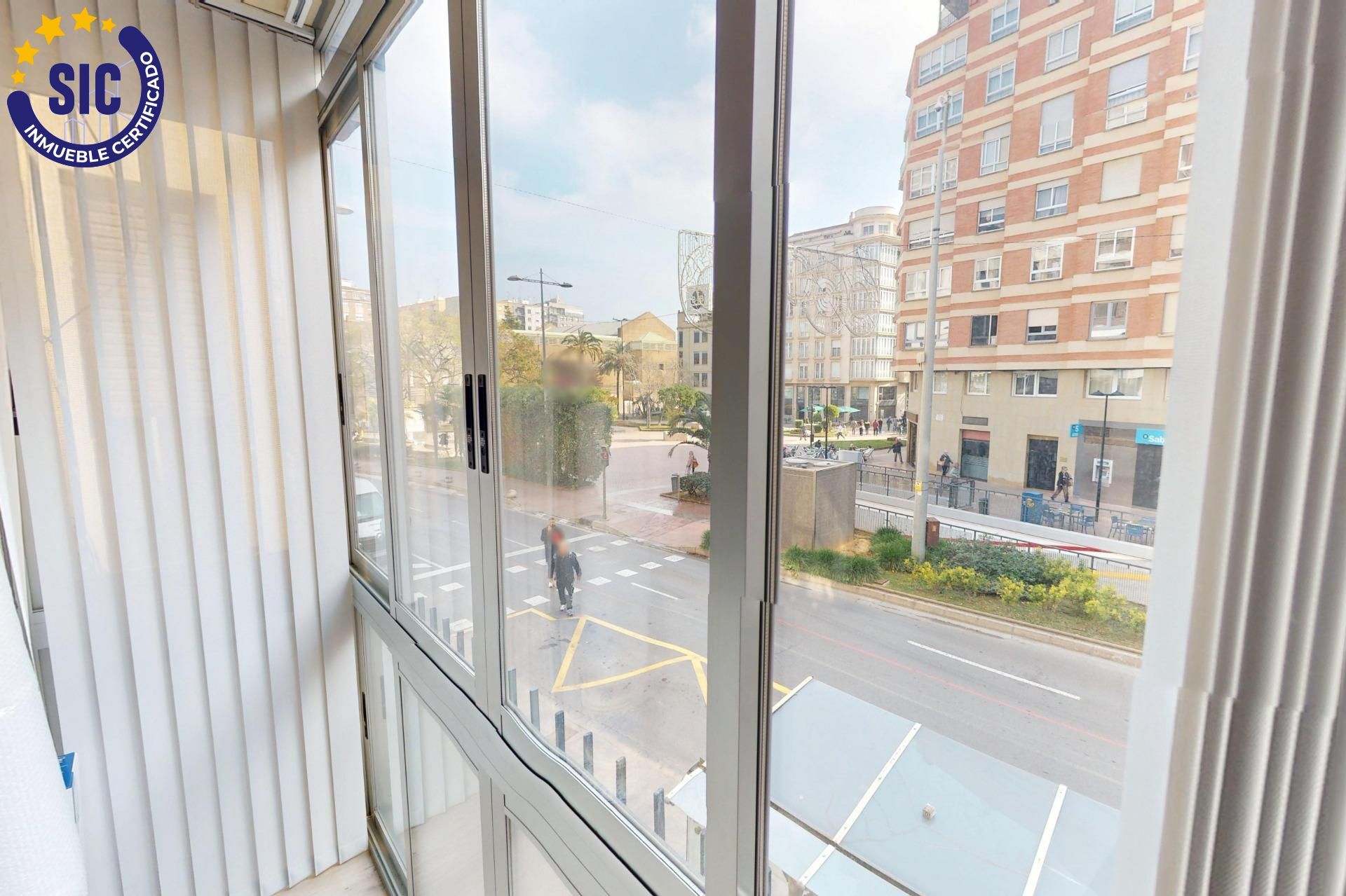 Vista exterior de Piso en venta en Castellón de la Plana / Castelló de la Plana con Terraza y Balcón