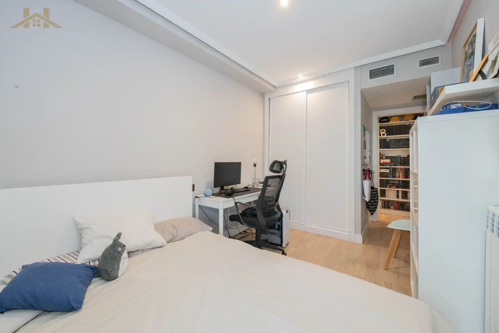 Flat with pool for sale in Avenida de los Quiñones, imagen 16