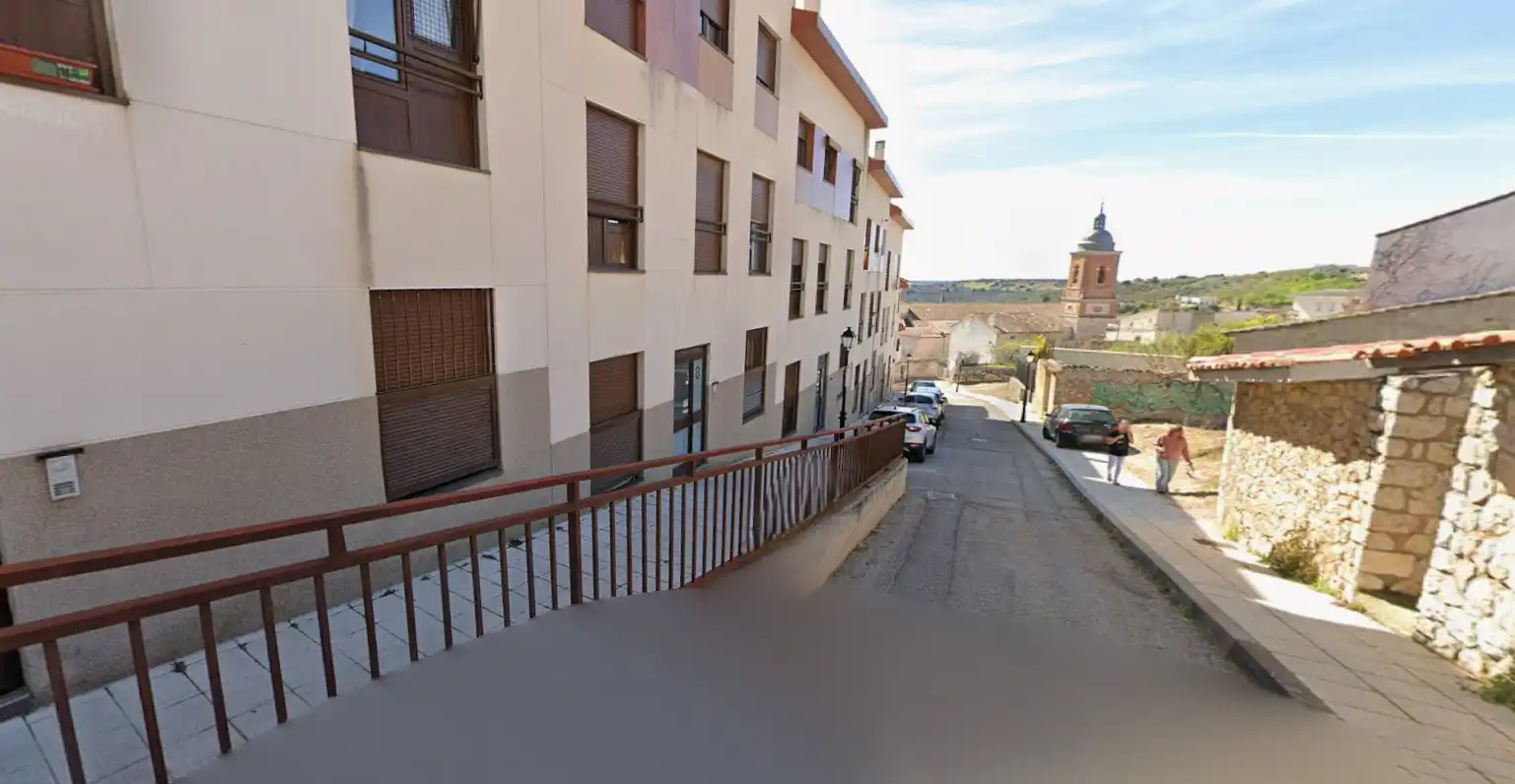 Vista exterior de Pis en venda en Horche amb Traster