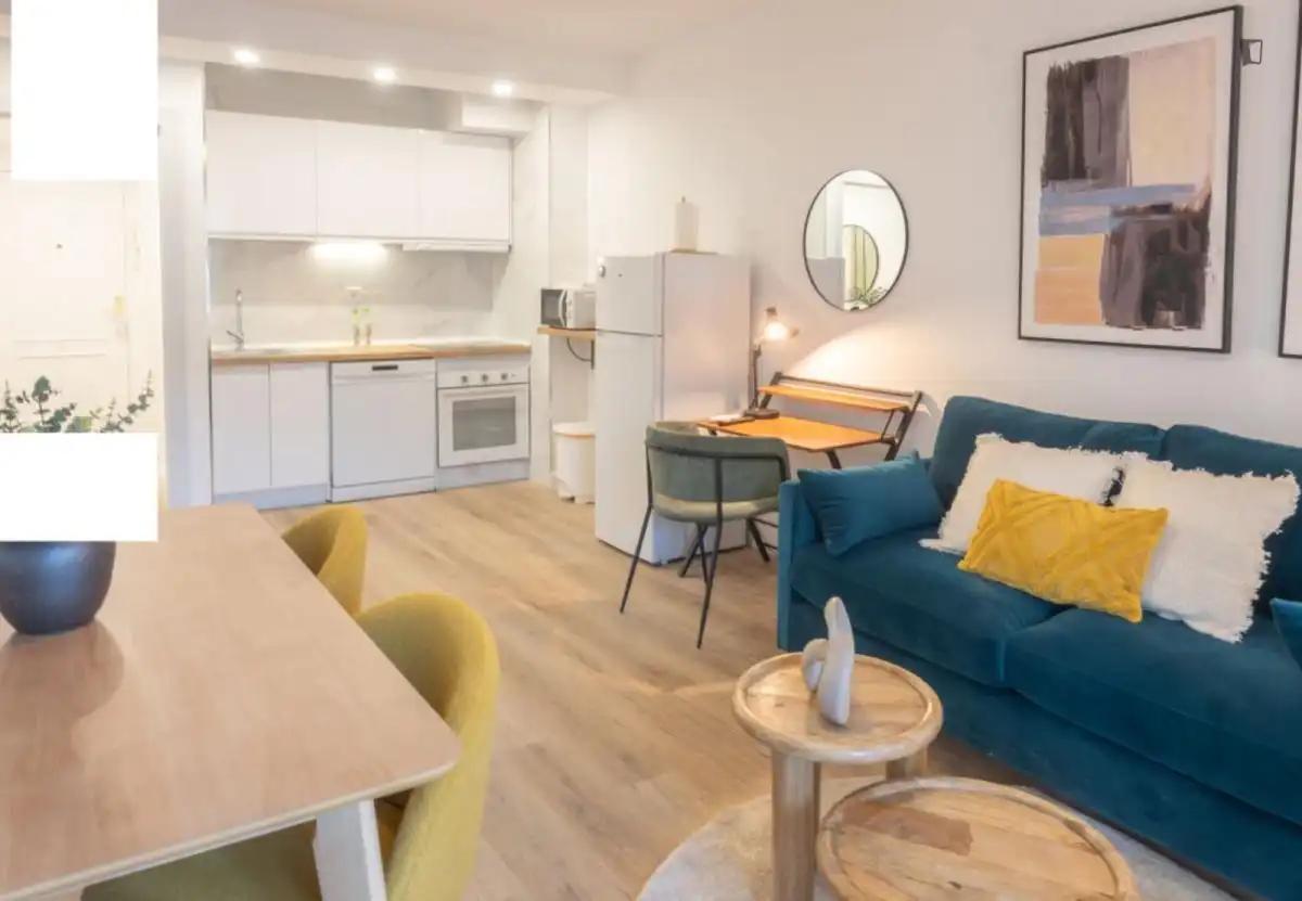Living room of Apartments for rent in Madrid  with Air Conditioner, Furnished and Oven