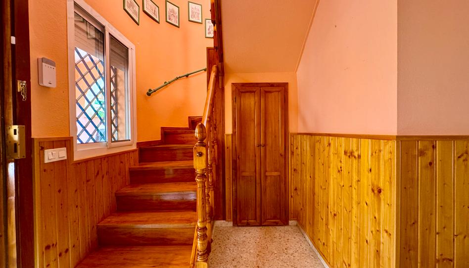 Photo 1 of Single-family semi-detached for sale in  C. Itaca, 16, Colores -  Entreparques, Sevilla