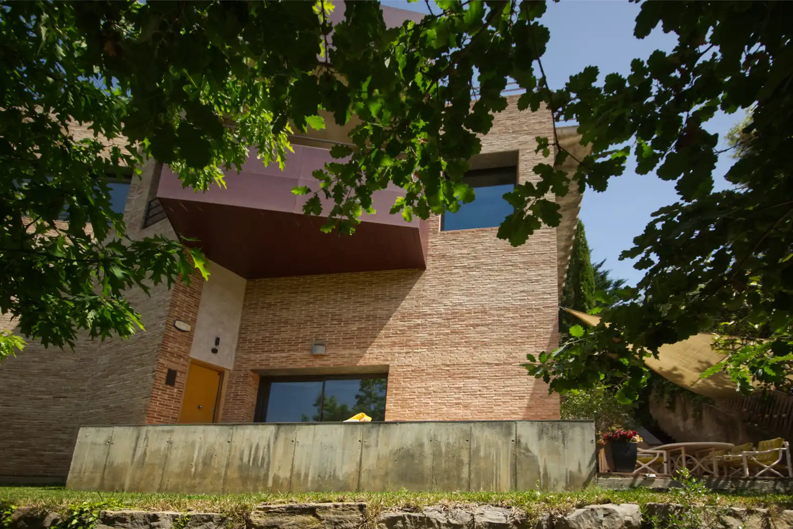 Außenansicht von Haus oder Chalet zum Verkauf in Sant Cugat del Vallès mit Klimaanlage, Heizung und Privatgarten