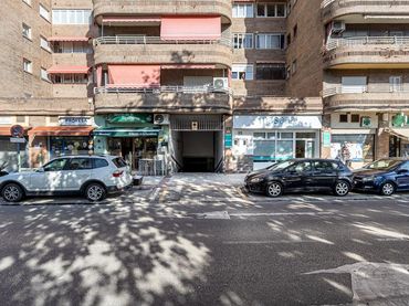 Doppio in vendita a Calle Doctor Alejandro Otero 1