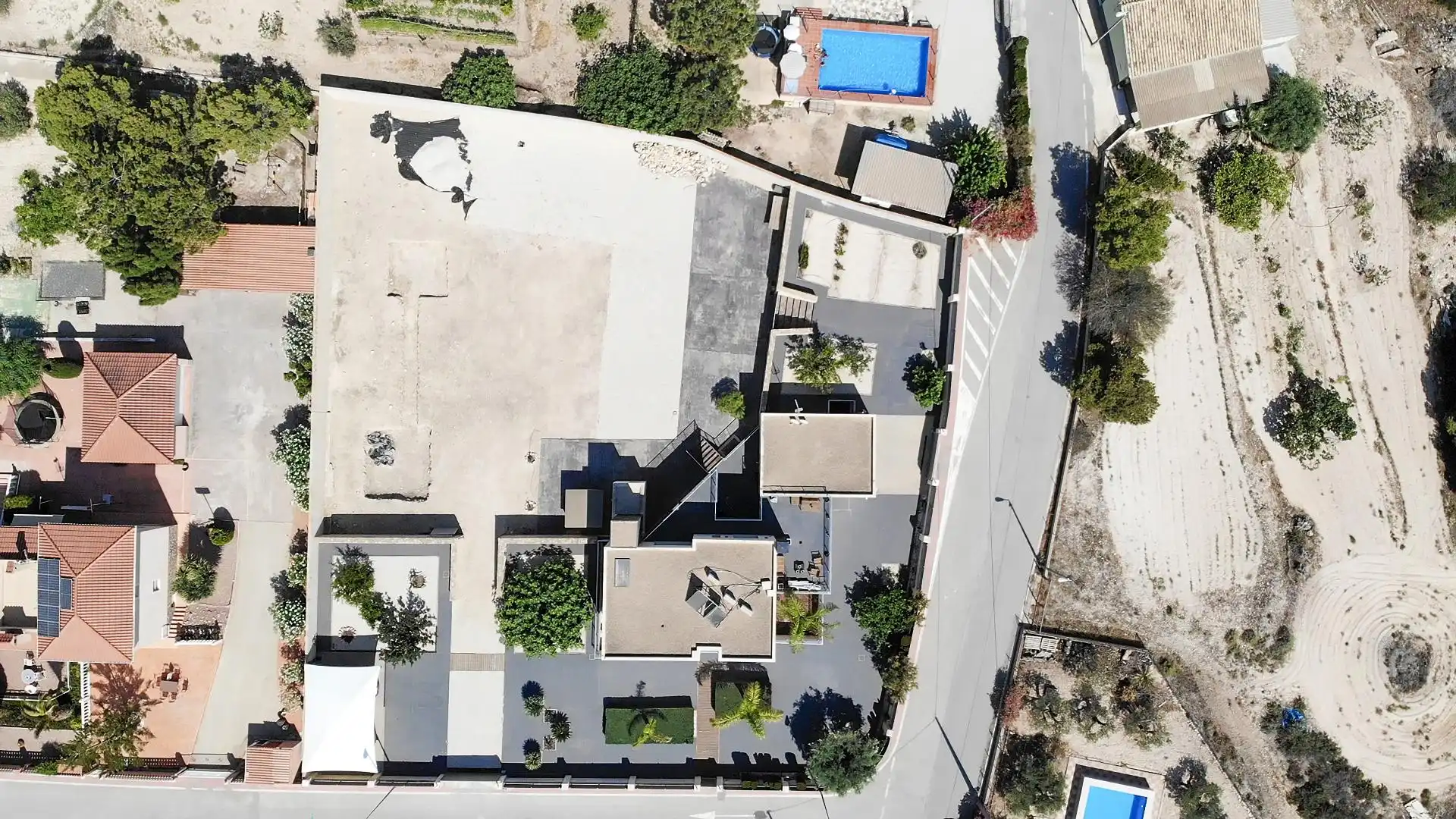 Vista exterior de Casa o xalet en venda en Alicante / Alacant amb Aire condicionat, Calefacció i Jardí privat