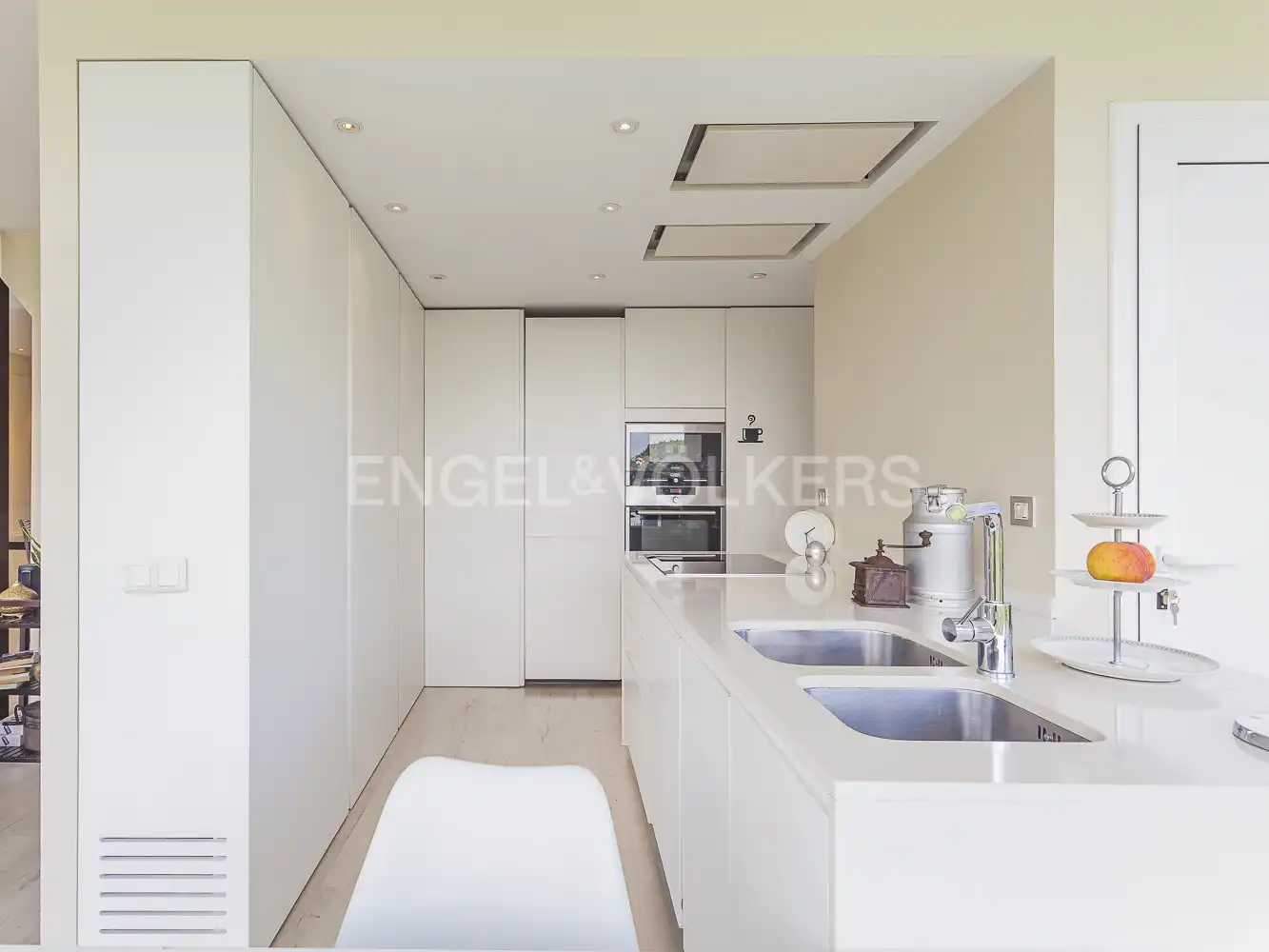 Kitchen of Houses for sale in Sant Cugat del Vallès  with Air Conditioner, Heating and Private garden