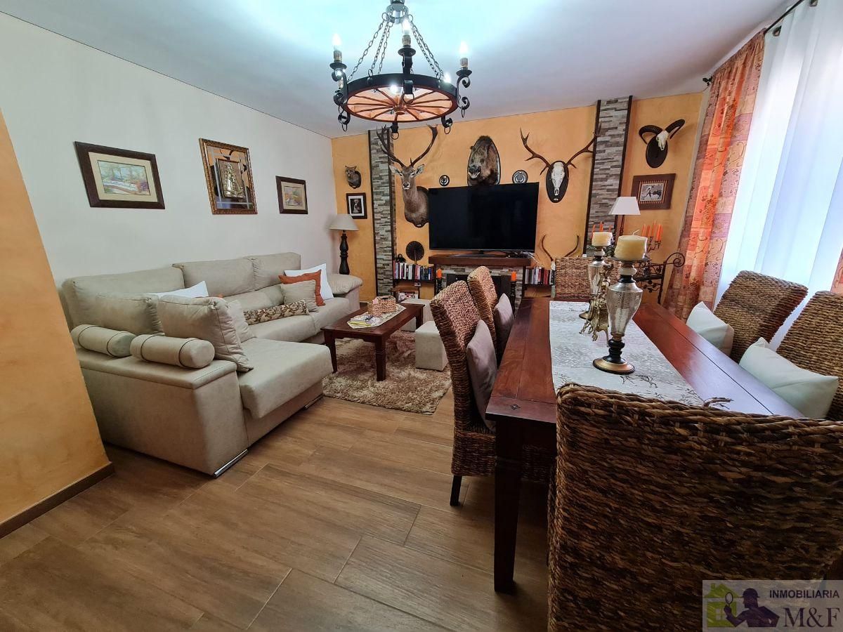 Living room of House or chalet for sale in Palma del Río  with Air Conditioner, Heating and Storage room