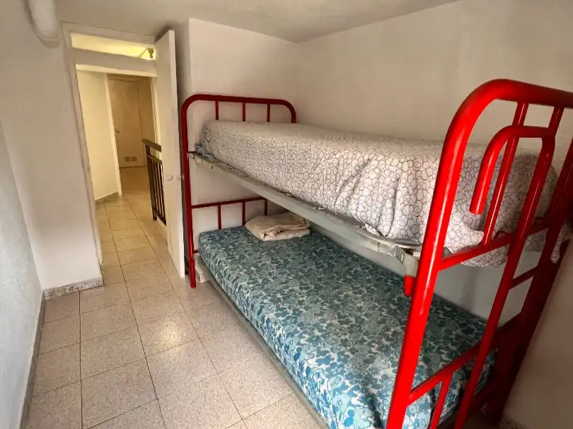 Habitación de Local en venta en Ribafrecha