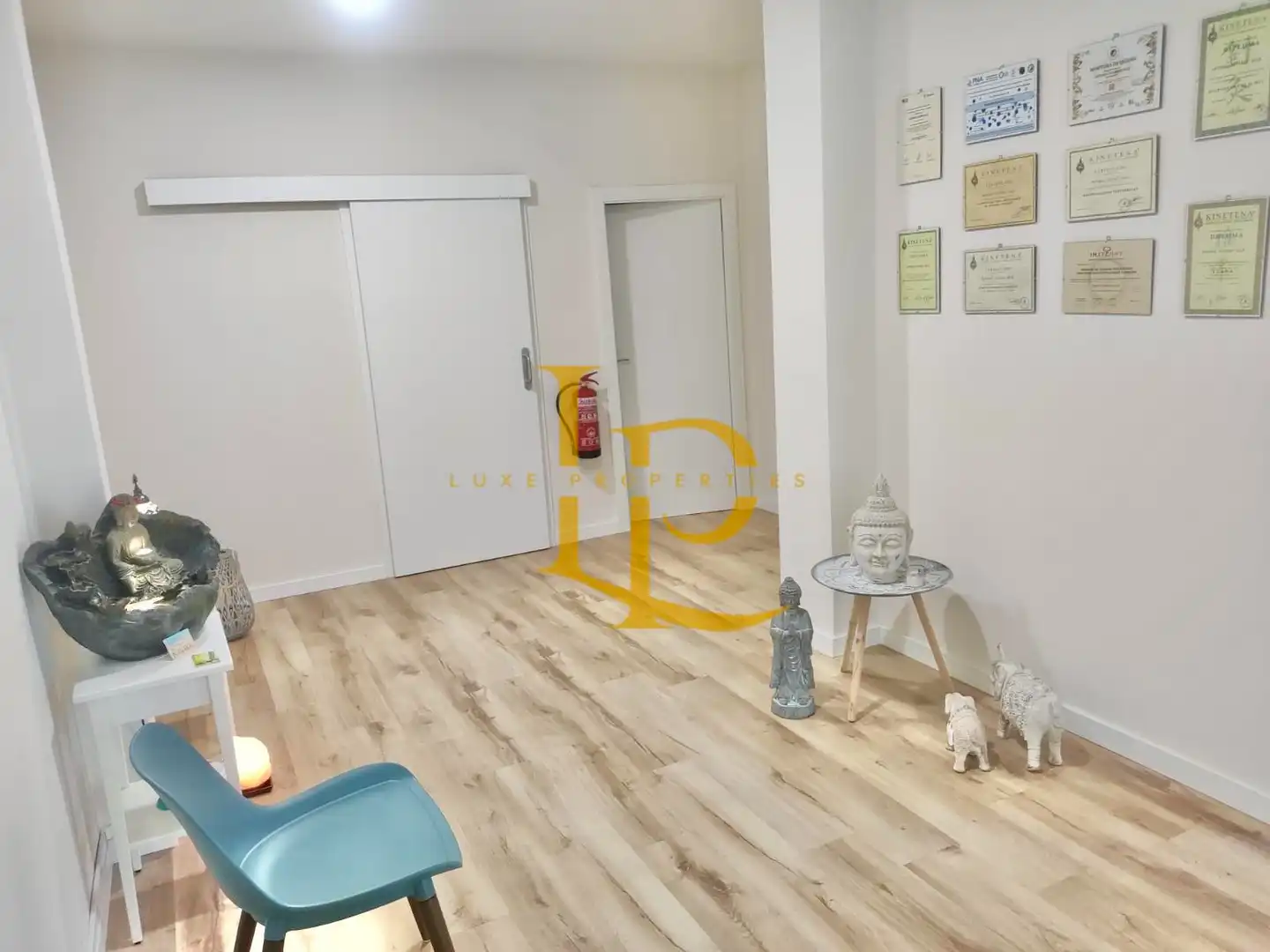 Geschaftsraum zur Miete in Centre