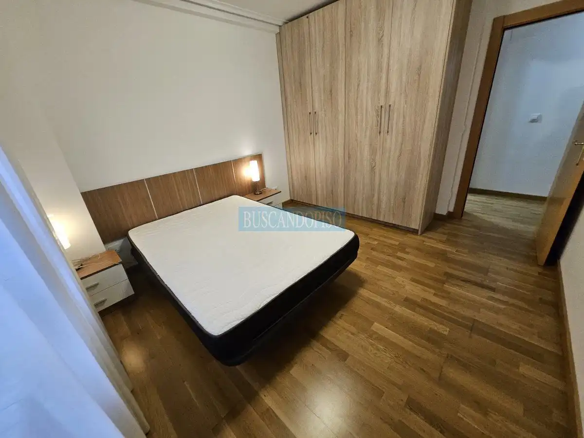 Bedroom of Apartments for rent in  Logroño  with Heating, Parquet flooring and Storage room