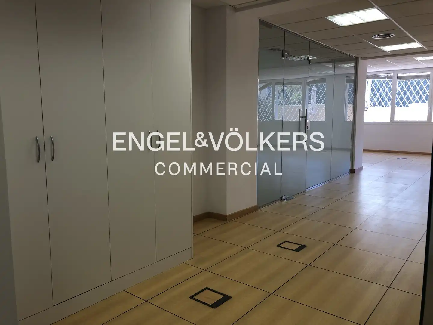 Büro zur Miete in Barcelona mit Klimaanlage und Terrasse