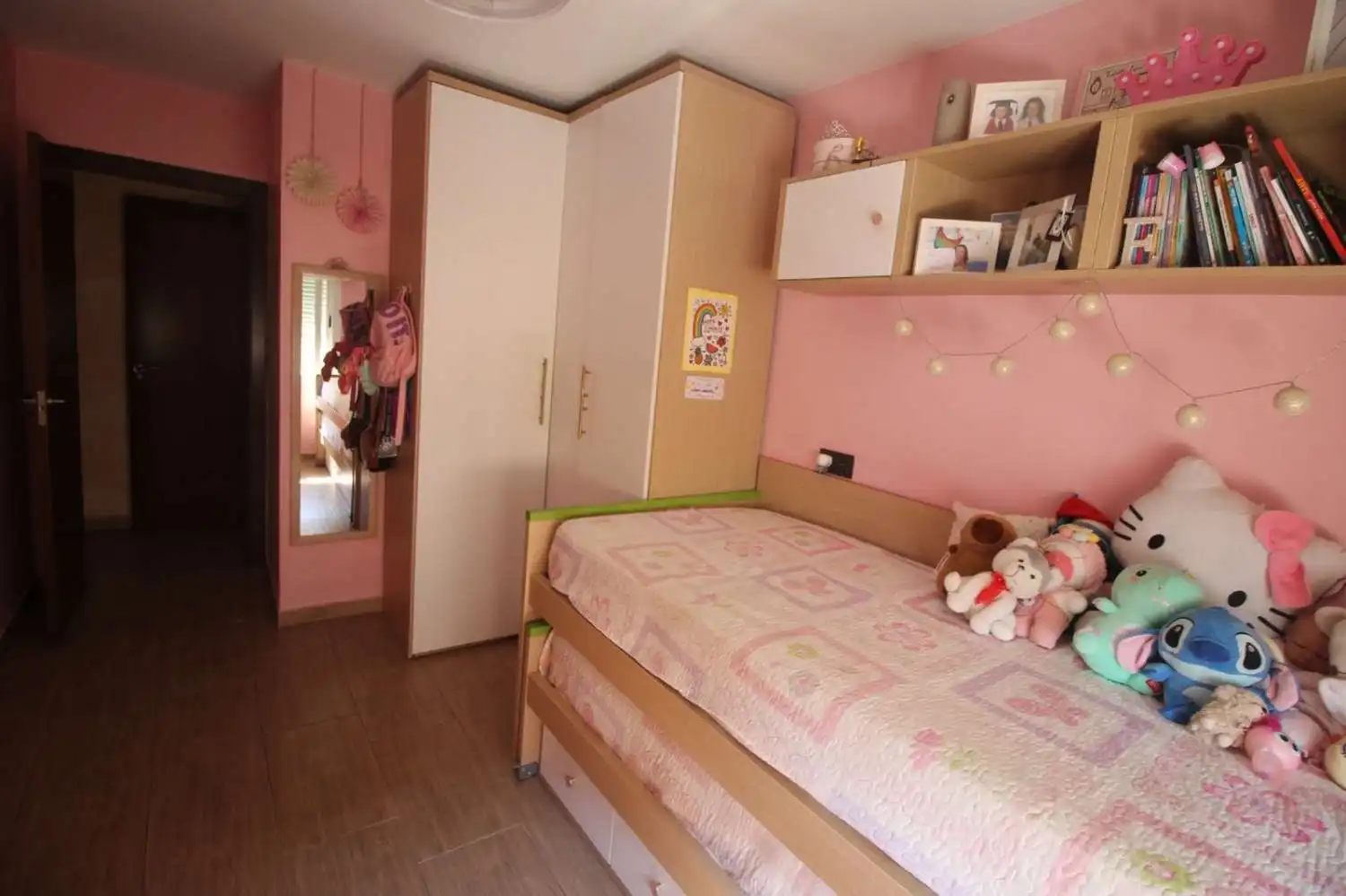 Dormitori de Pis en venda en Vélez-Málaga amb Aire condicionat, Parquet i Terrassa