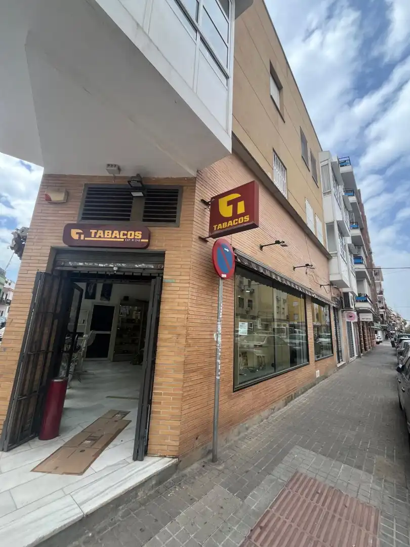 Business premises for sale in Amante Laffon, imagen 13