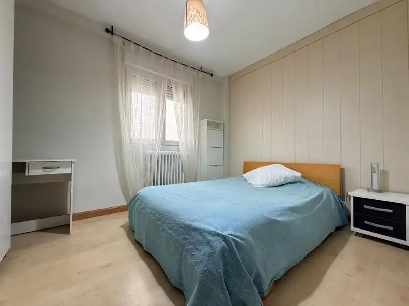 Habitación de Piso en venta en Valladolid con Calefacción y Balcón