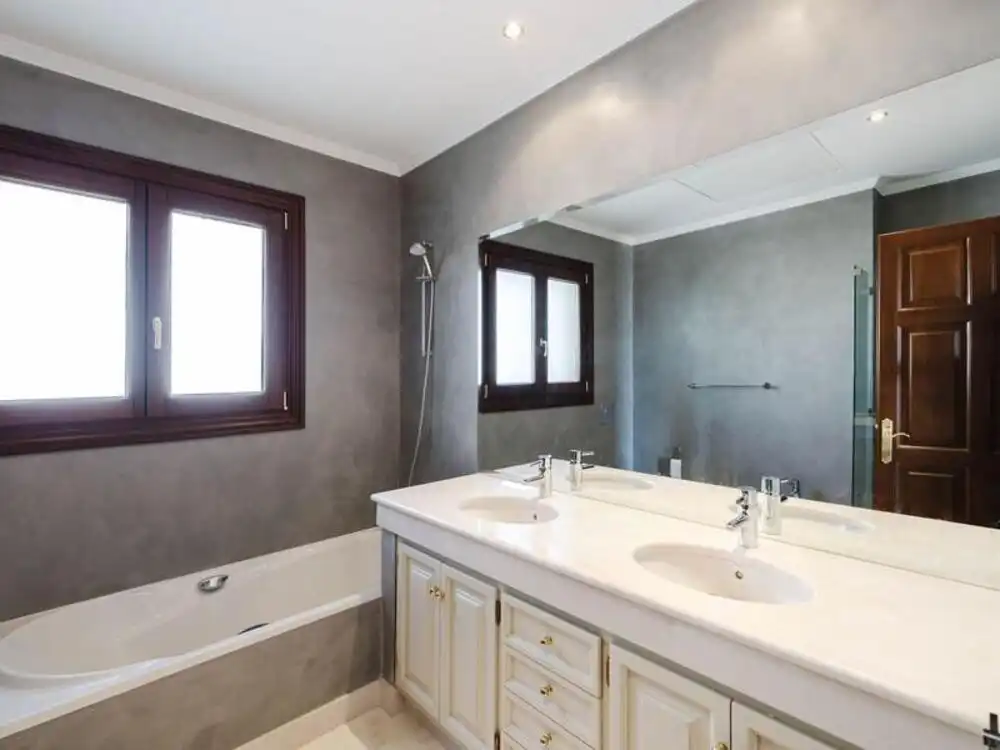 Bathroom of Houses for rent in Benahavís  with Air Conditioner, Private garden and Terrace