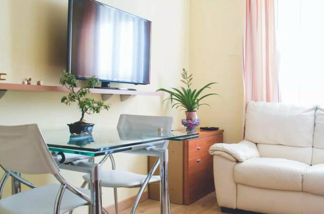 Piso en Alquiler en N/A en Cortes - Huertas