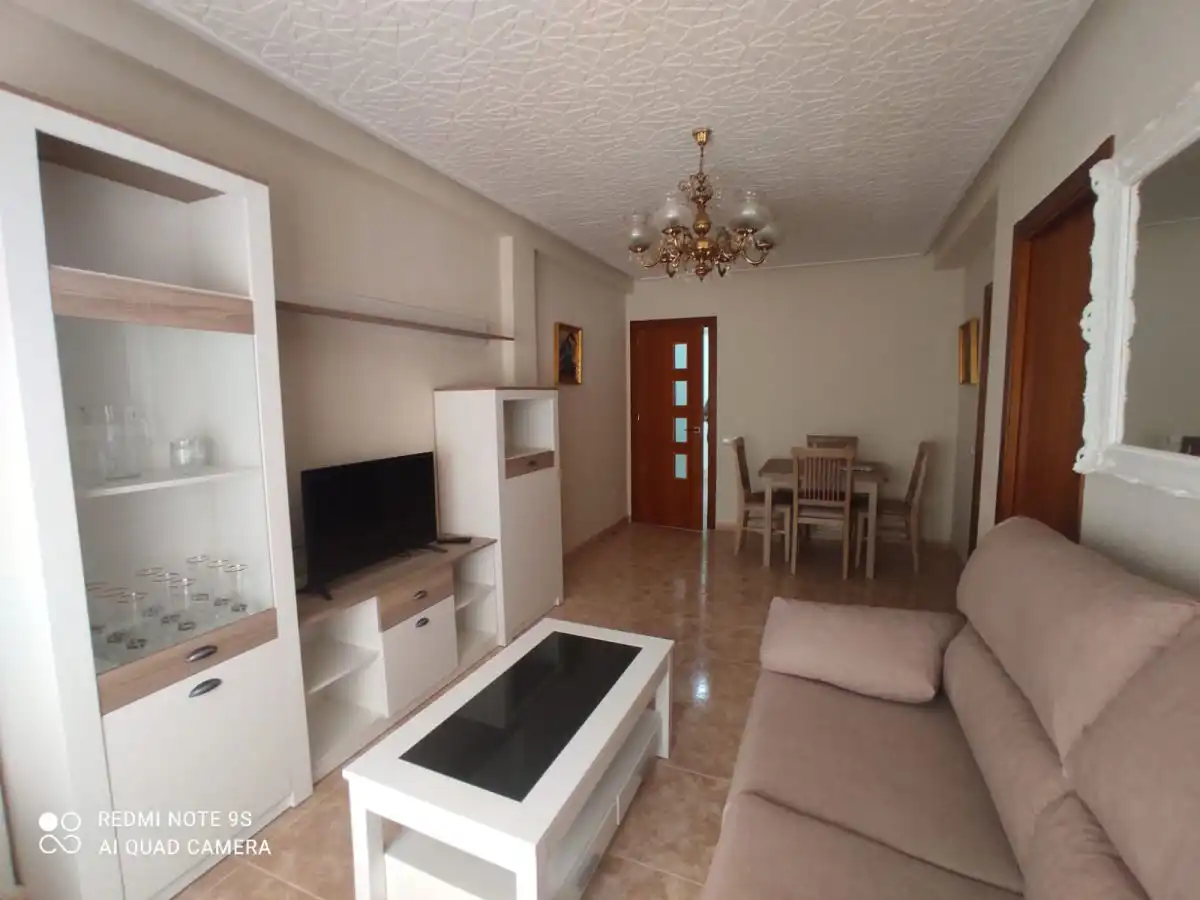 Wohnzimmer von Wohnung zur Miete in Jaén mit Möbliert