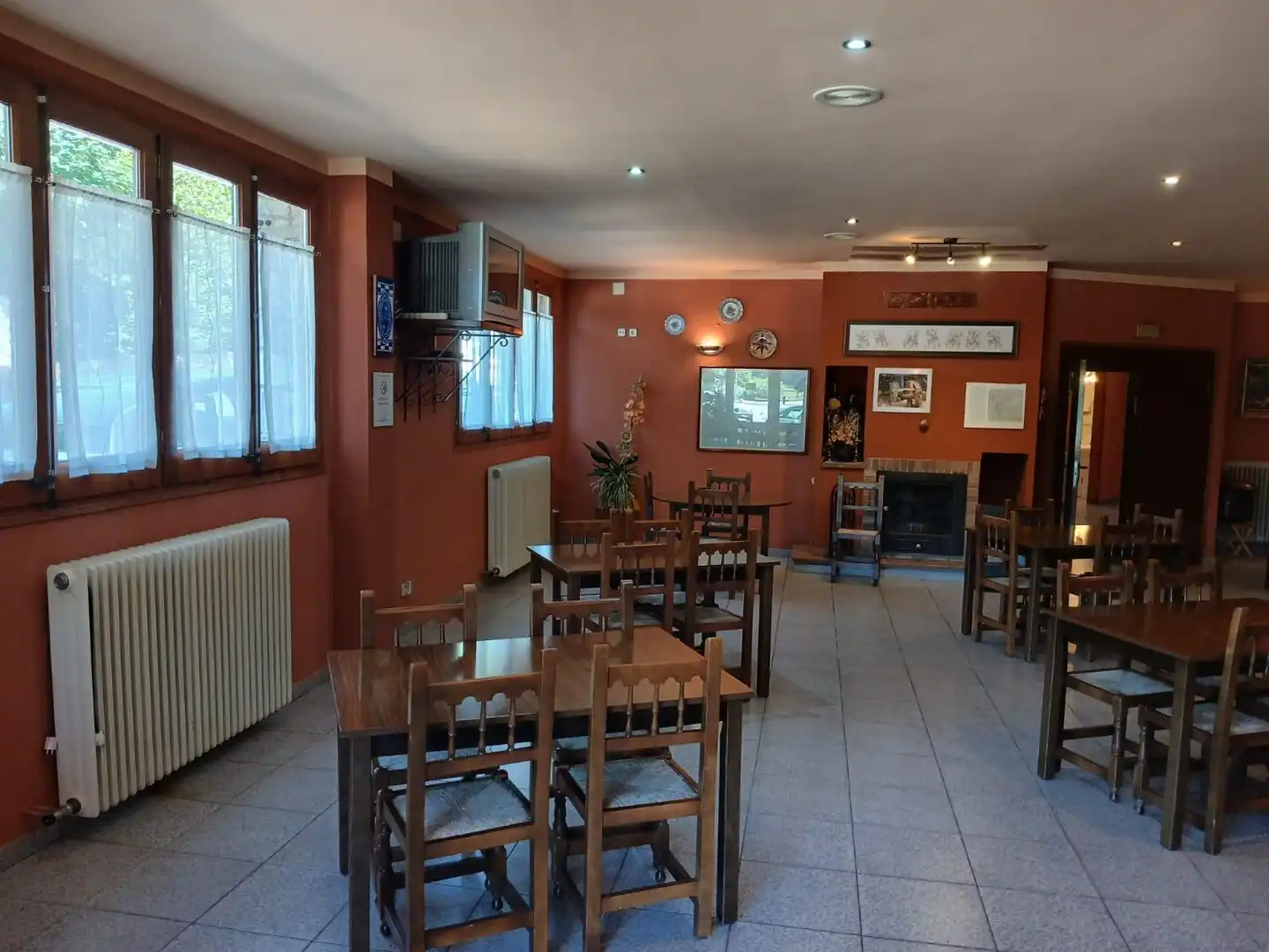 Buildings for sale in Llanars