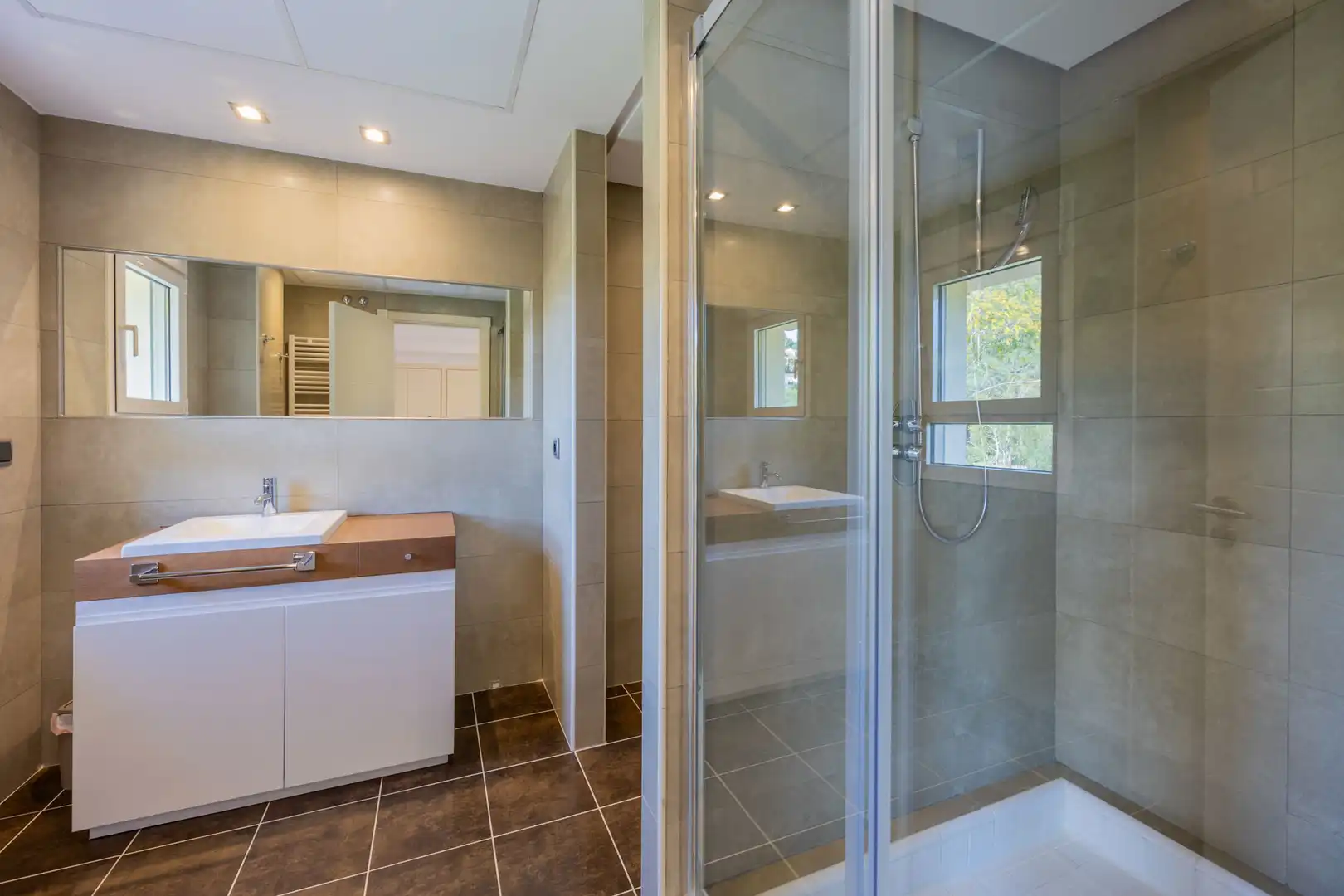 Bathroom of Apartments for sale in Sotogrande  with Air Conditioner, Heating and Terrace