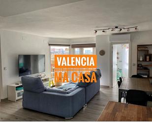 Exterior view of Flat to rent in  Valencia Capital  with Air Conditioner and Balcony