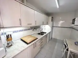 Cuina de Casa adosada de lloguer en Almuñécar amb Terrassa, Moblat i Balcó