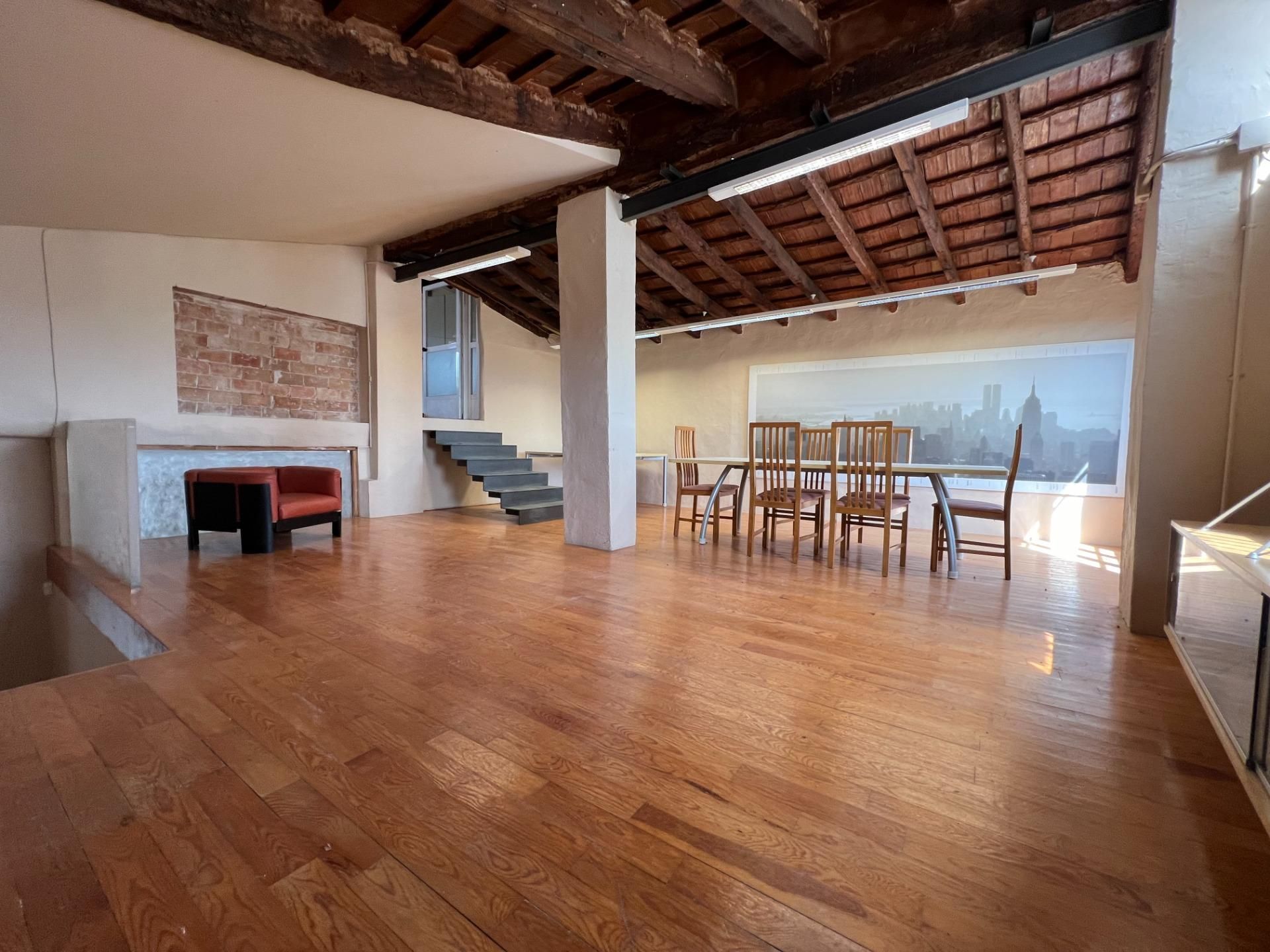 Premises to rent in Casco Antiguo