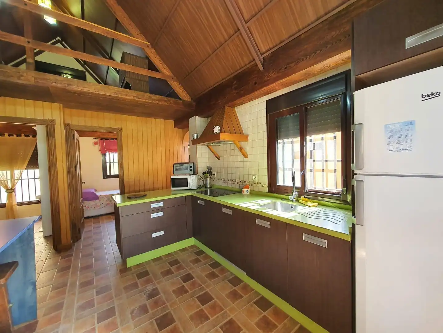 Cocina de Casa o chalet en venta en Chipiona con Aire acondicionado, Jardín privado y Terraza