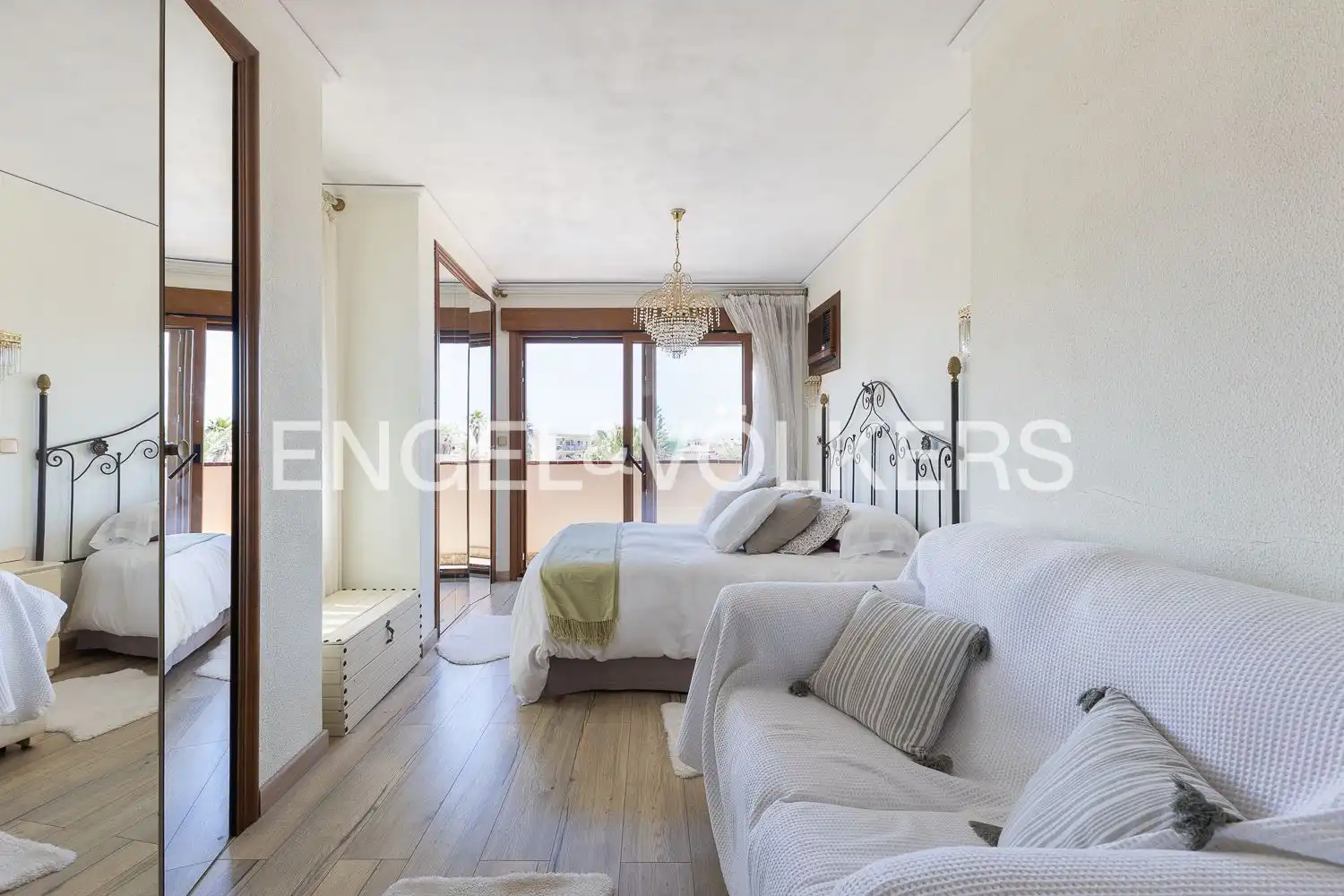 Habitación de Ático en venta en Dénia con Aire acondicionado, Calefacción y Jardín privado