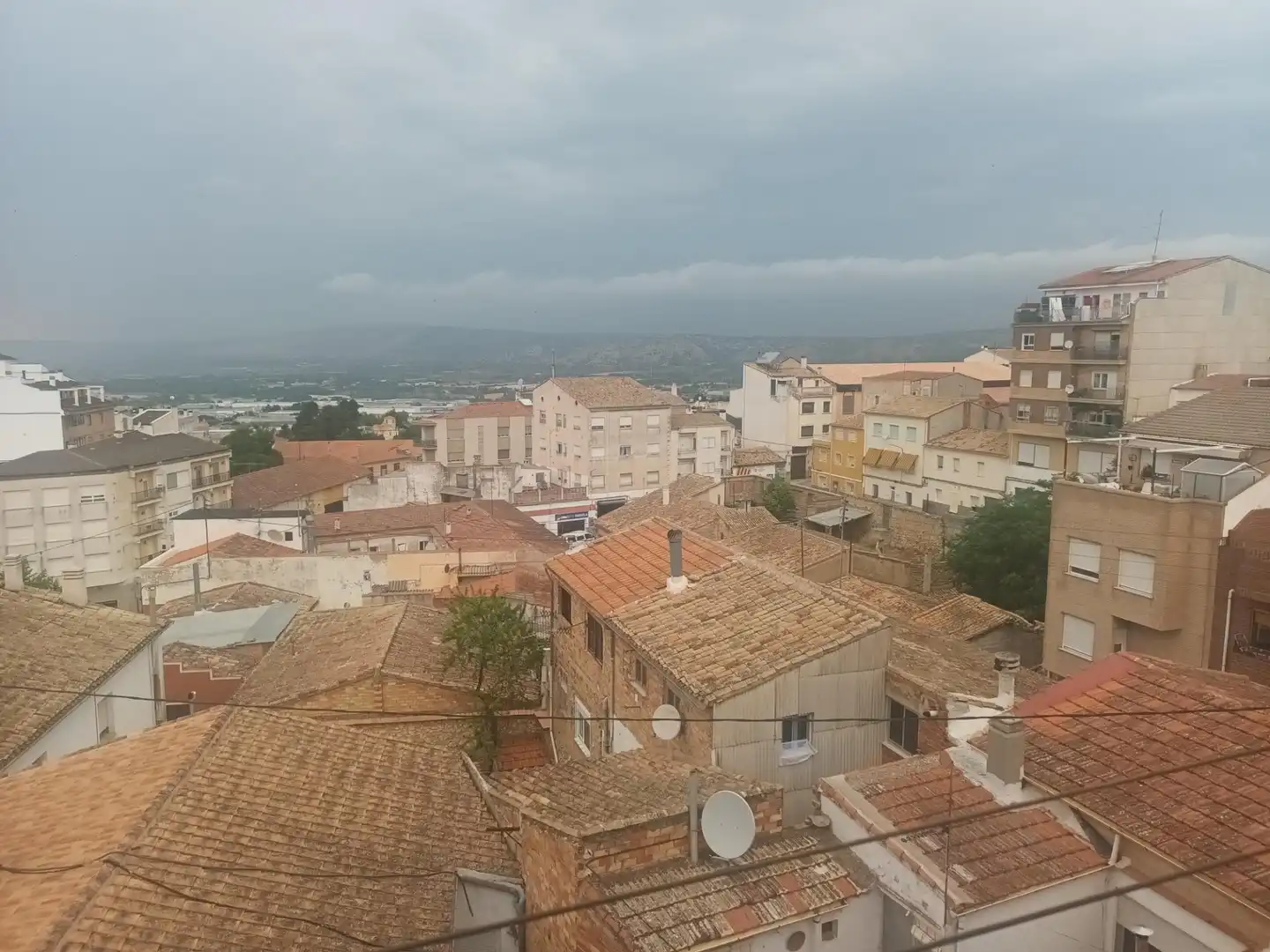 Außenansicht von Wohnung zum Verkauf in Banyeres de Mariola mit Abstellraum und Balkon